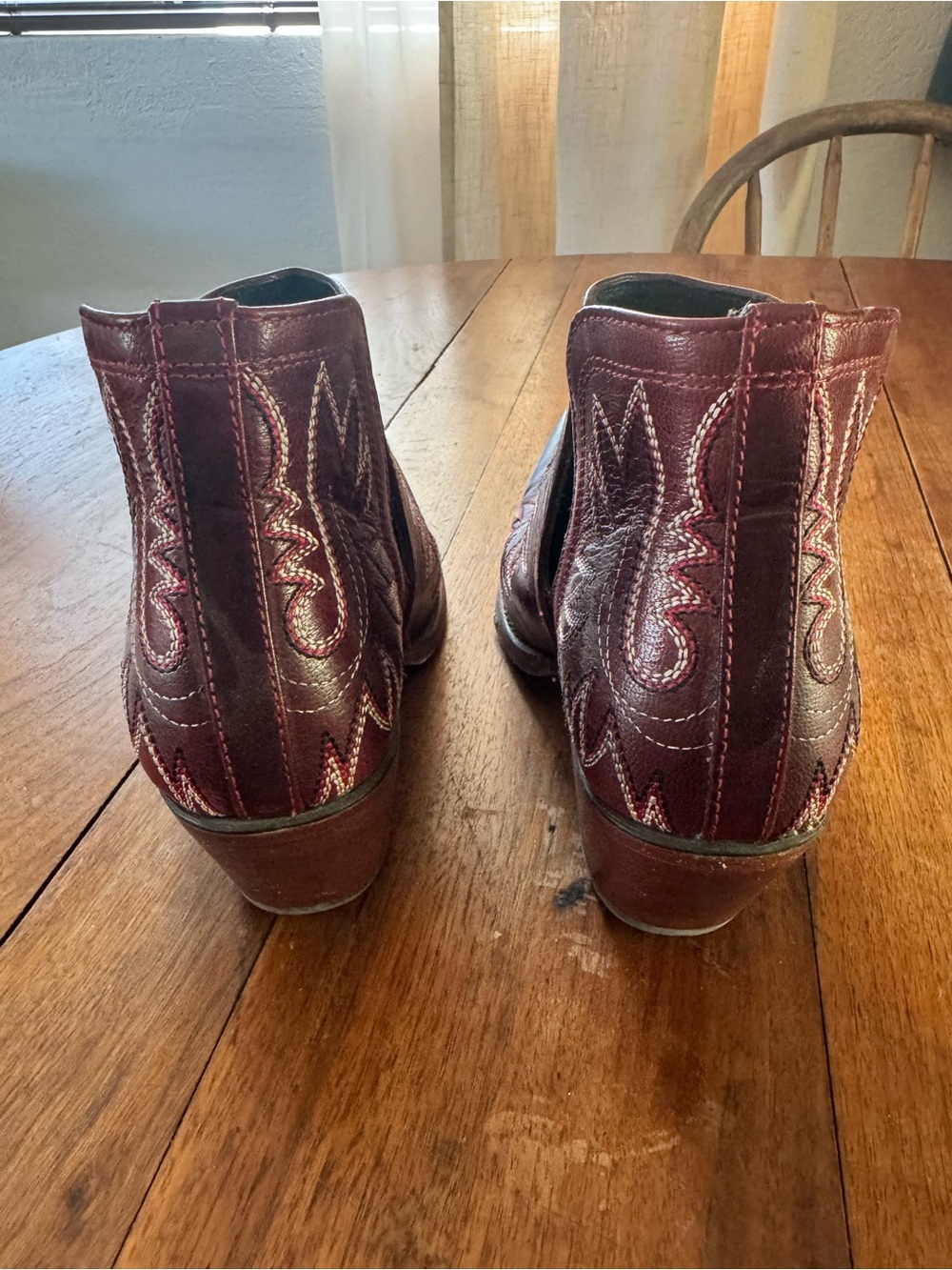 Ariat Red Burgundy Western Ankle Boots with White Stitching - Picture 2 of 9